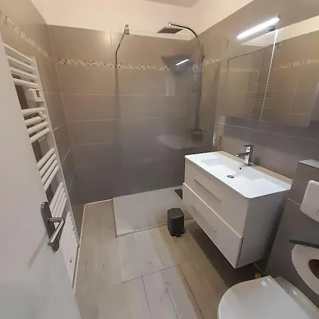 Apartment Spacieux Proche Terrasse Clim Parking *